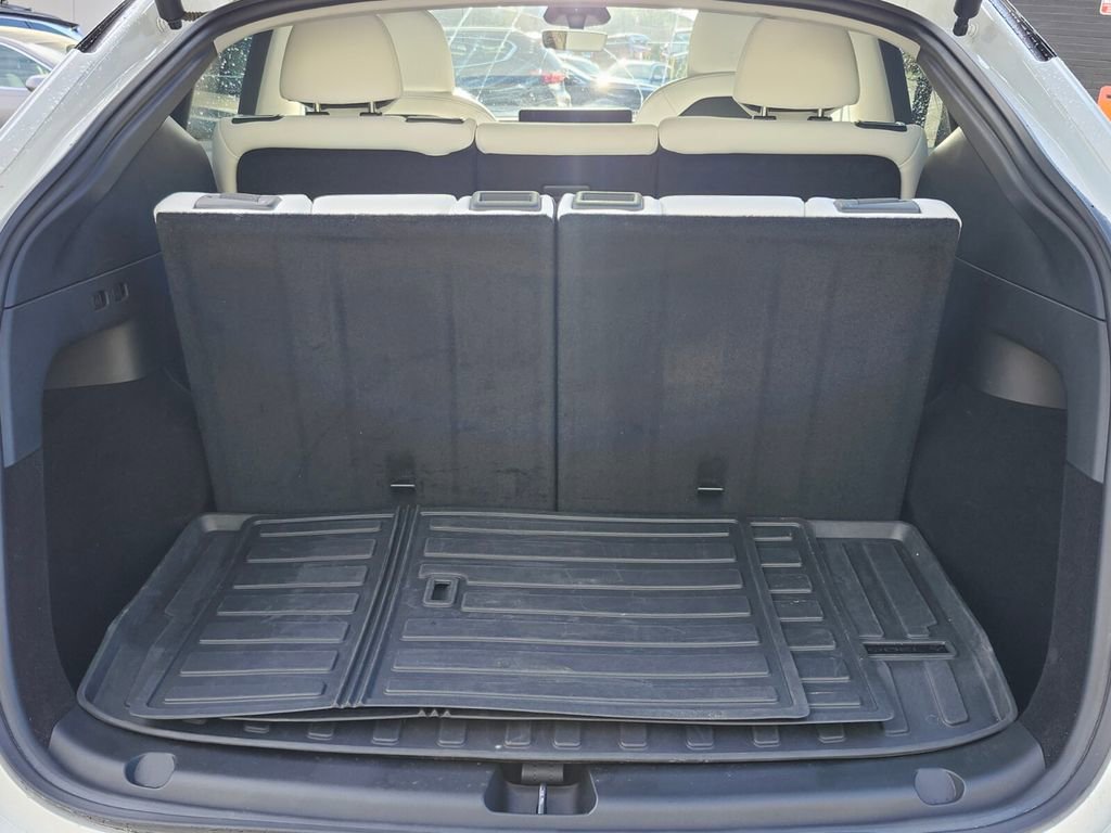 Used 2023 Tesla Model Y Long Range image 16