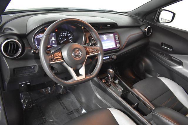 Used 2021 Nissan Kicks SR w/ SR Premium Package FWD image 13