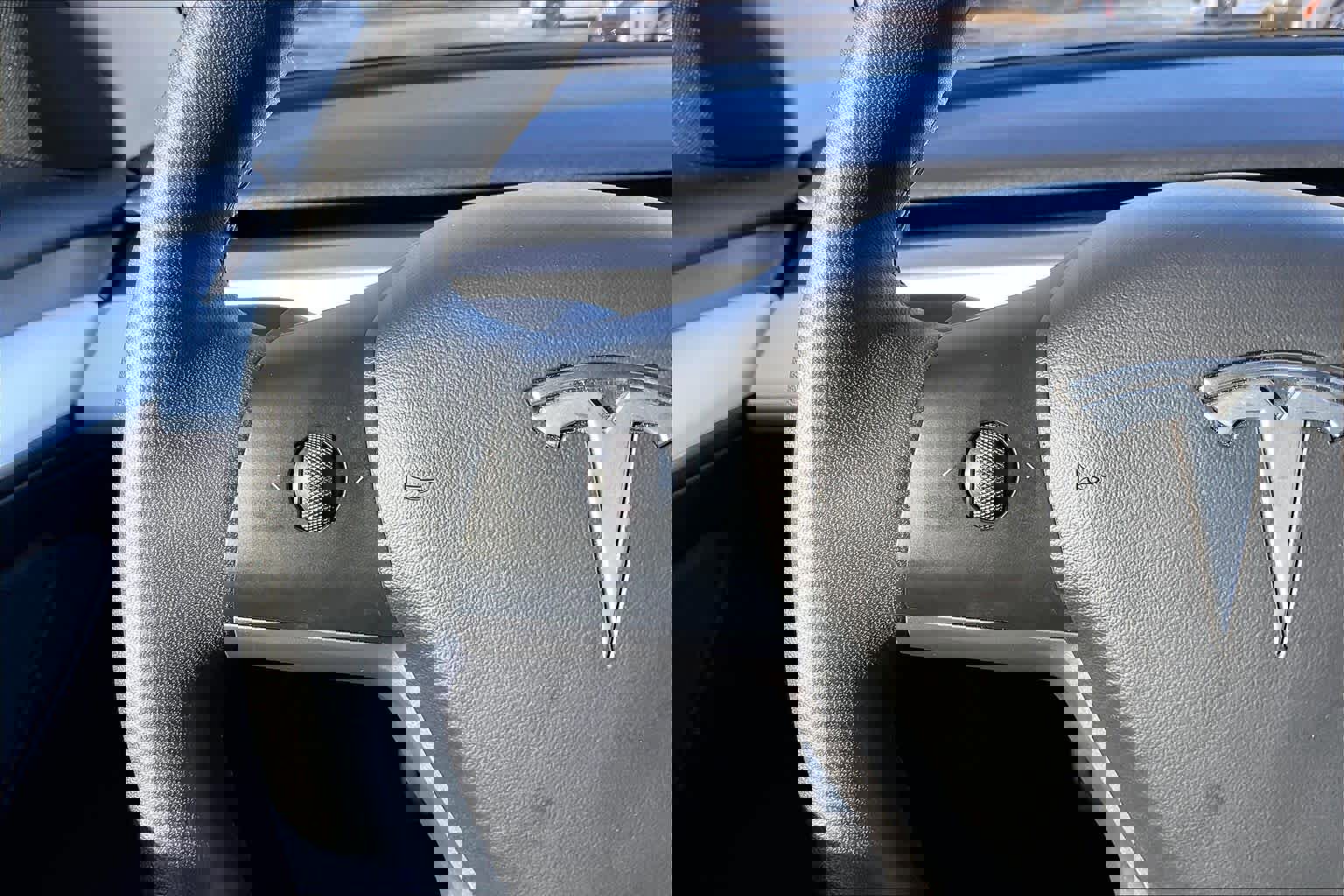 Used 2022 Tesla Model 3 Performance image 20