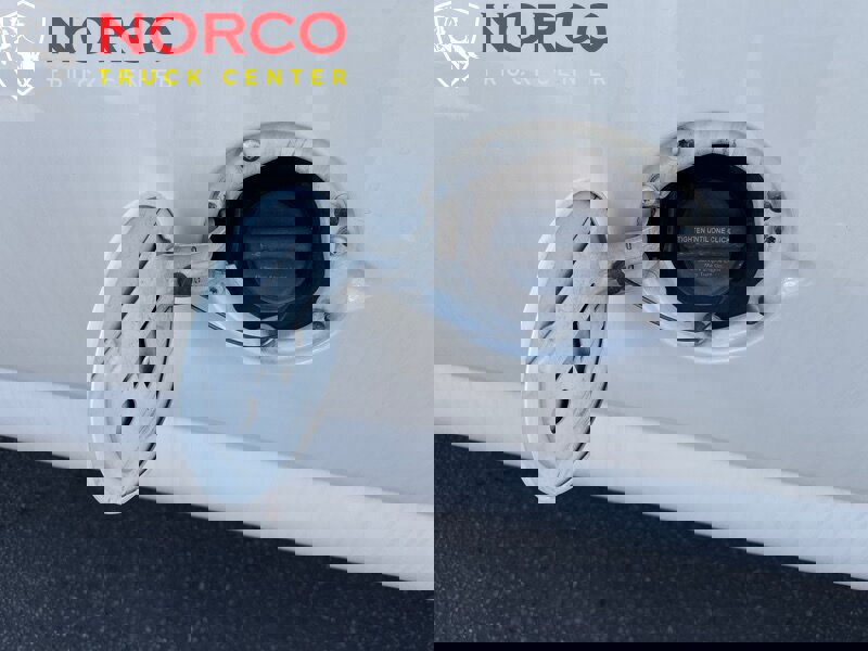 Used 2017 Chevrolet Express 2500 image 17