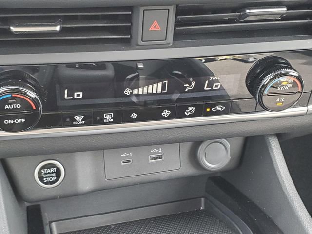 Certified 2023 Nissan Rogue SV FWD image 25