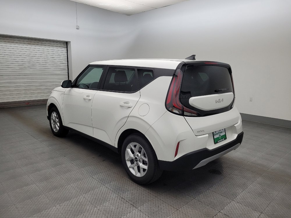 Used 2025 Kia Soul S image 5