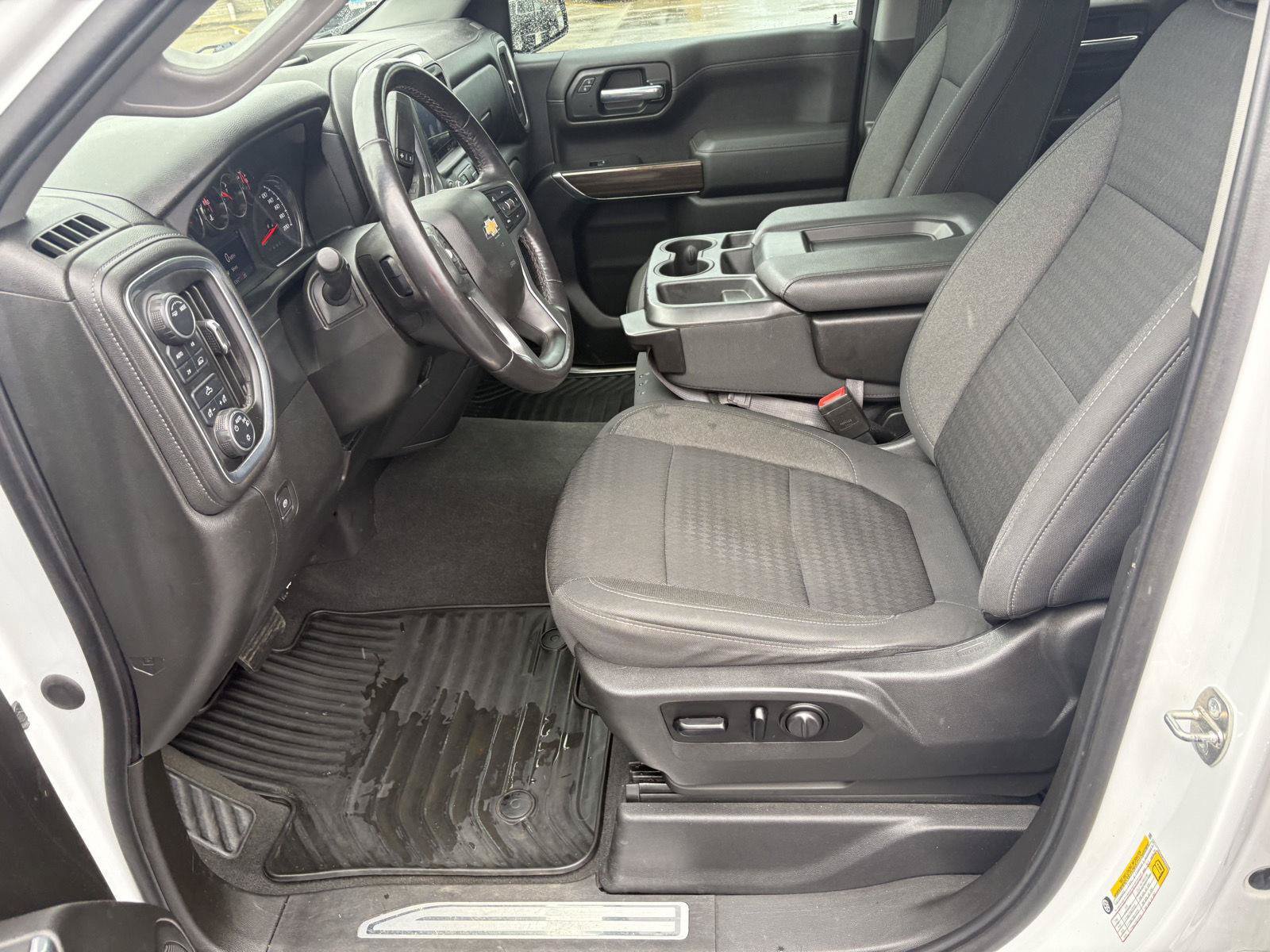 Used 2021 Chevrolet Silverado 1500 LT w/ Work Truck Package AWD/4WD image 4