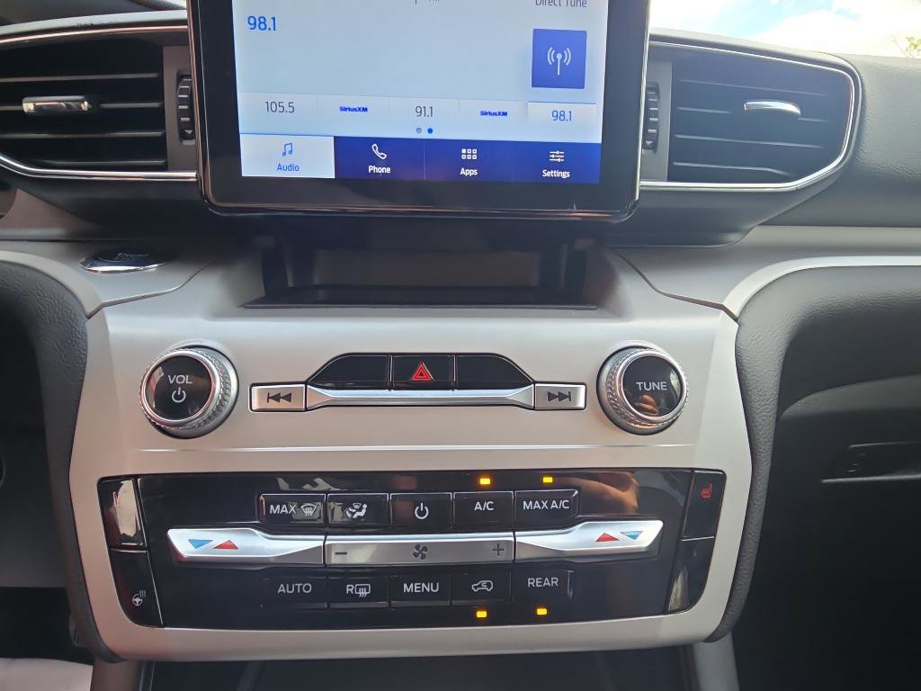 Used 2023 Ford Explorer XLT w/ Equipment Group 202A image 18