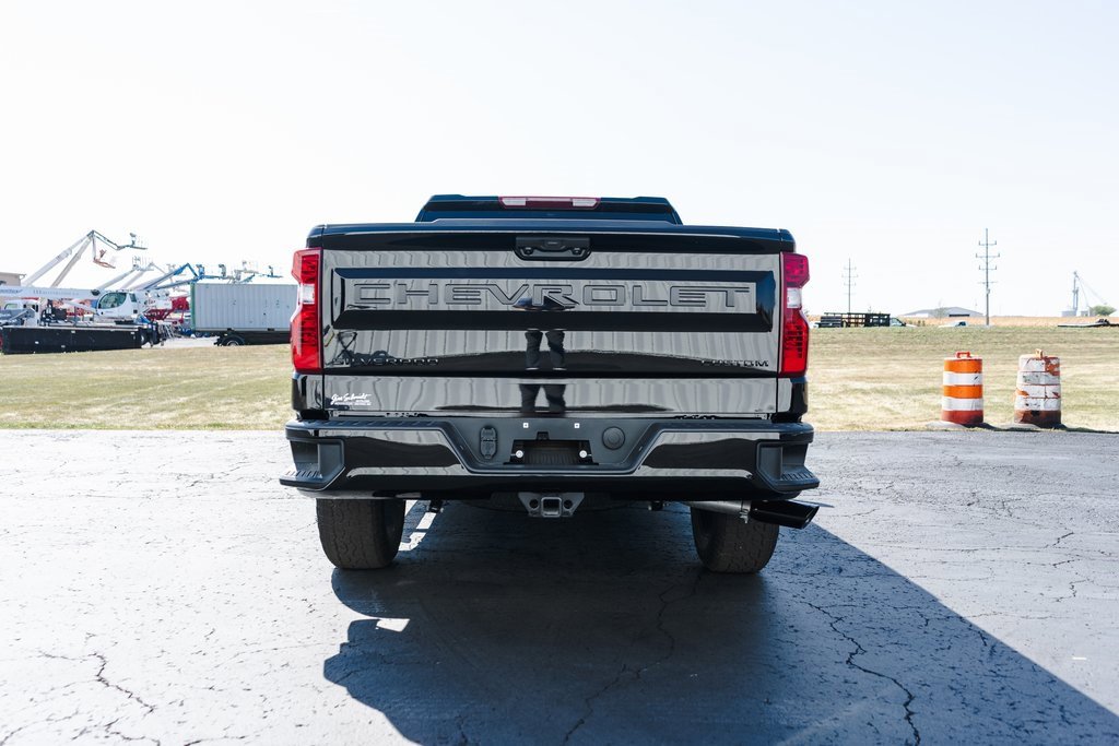 New 2026 Chevrolet Silverado 1500 Custom w/ Turbomax Blackout Package image 5