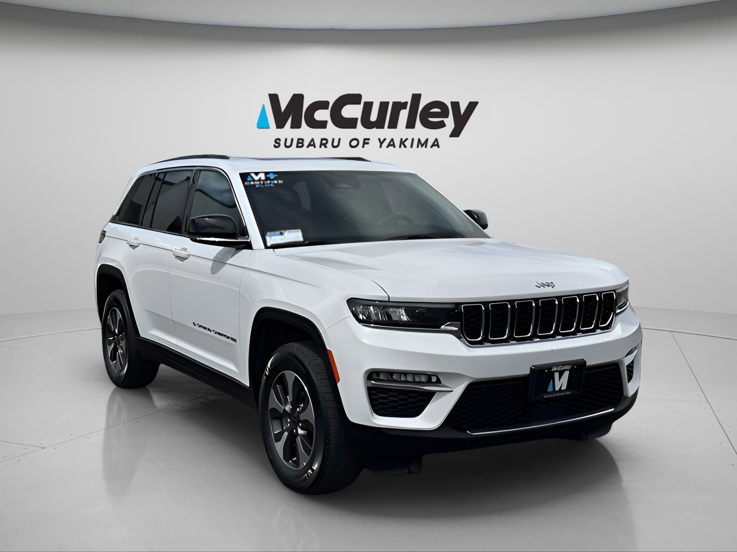 Used 2024 Jeep Grand Cherokee Limited 4xe image 8