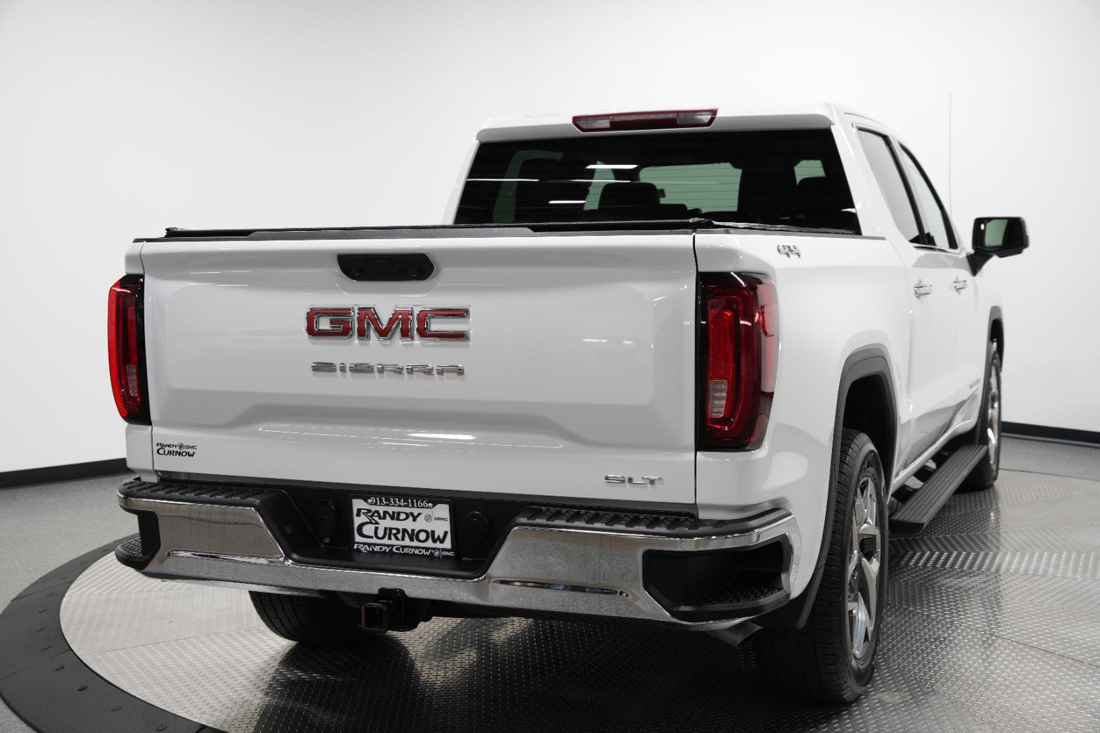 Used 2023 GMC Sierra 1500 SLT image 8