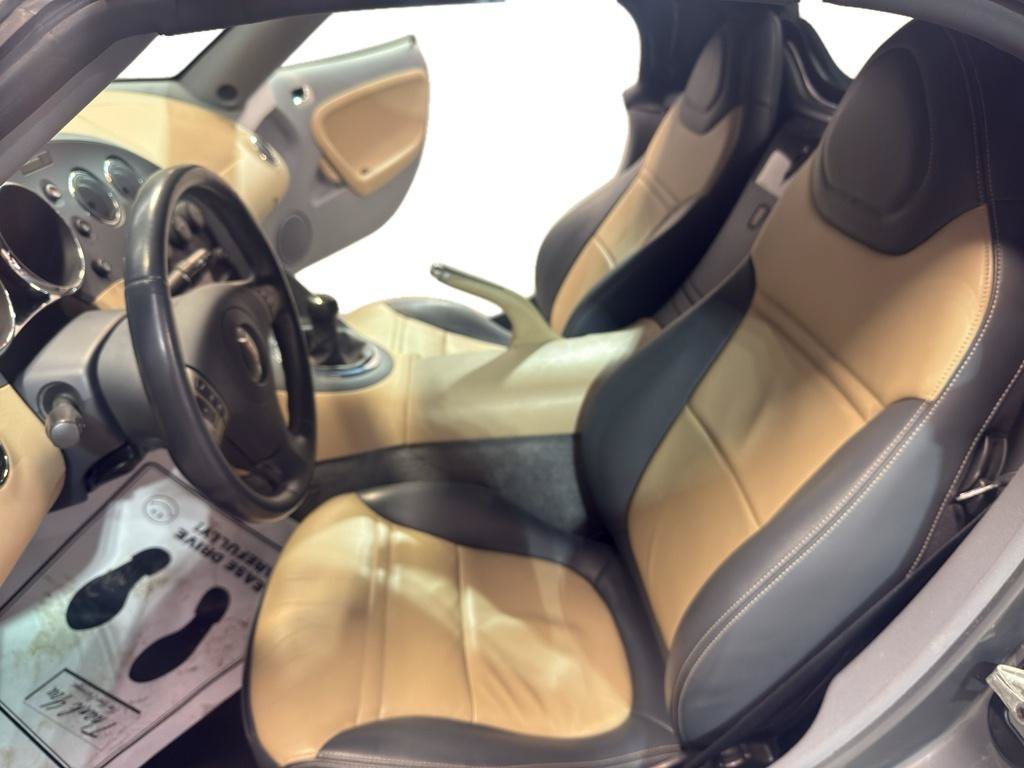 Used 2006 Pontiac Solstice Convertible w/ Premium Package RWD image 18