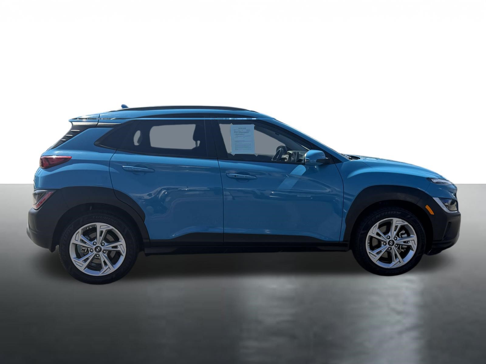 Used 2022 Hyundai Kona SEL w/ Cargo Package AWD/4WD image 9