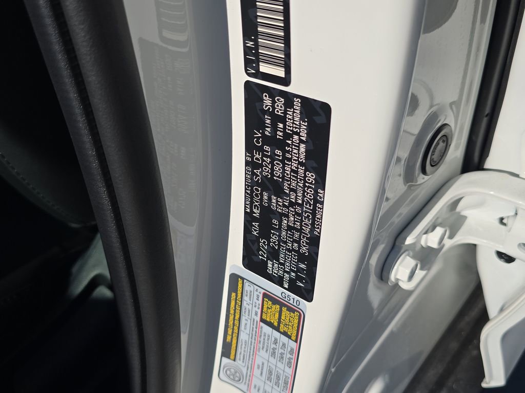 New 2026 Kia K4 EX FWD image 32