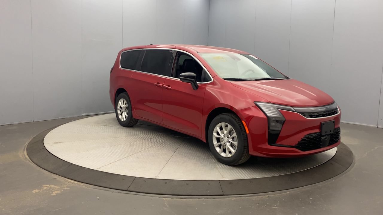 New 2027 Chrysler Pacifica Select w/ Family Tech Group AWD/4WD image 7