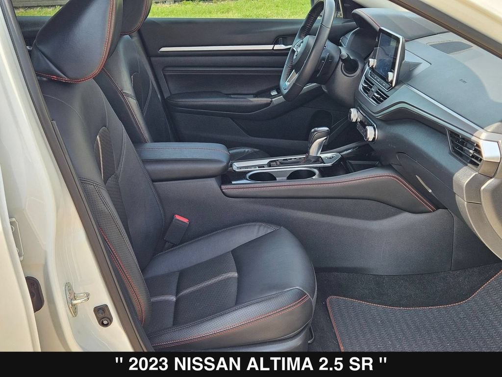 Used 2023 Nissan Altima 2.5 SR AWD/4WD image 28