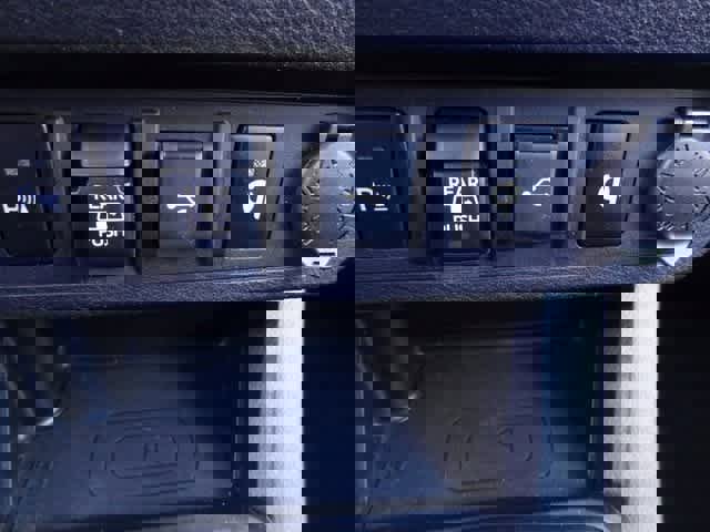 Used 2020 Toyota Tacoma TRD Off-Road image 16