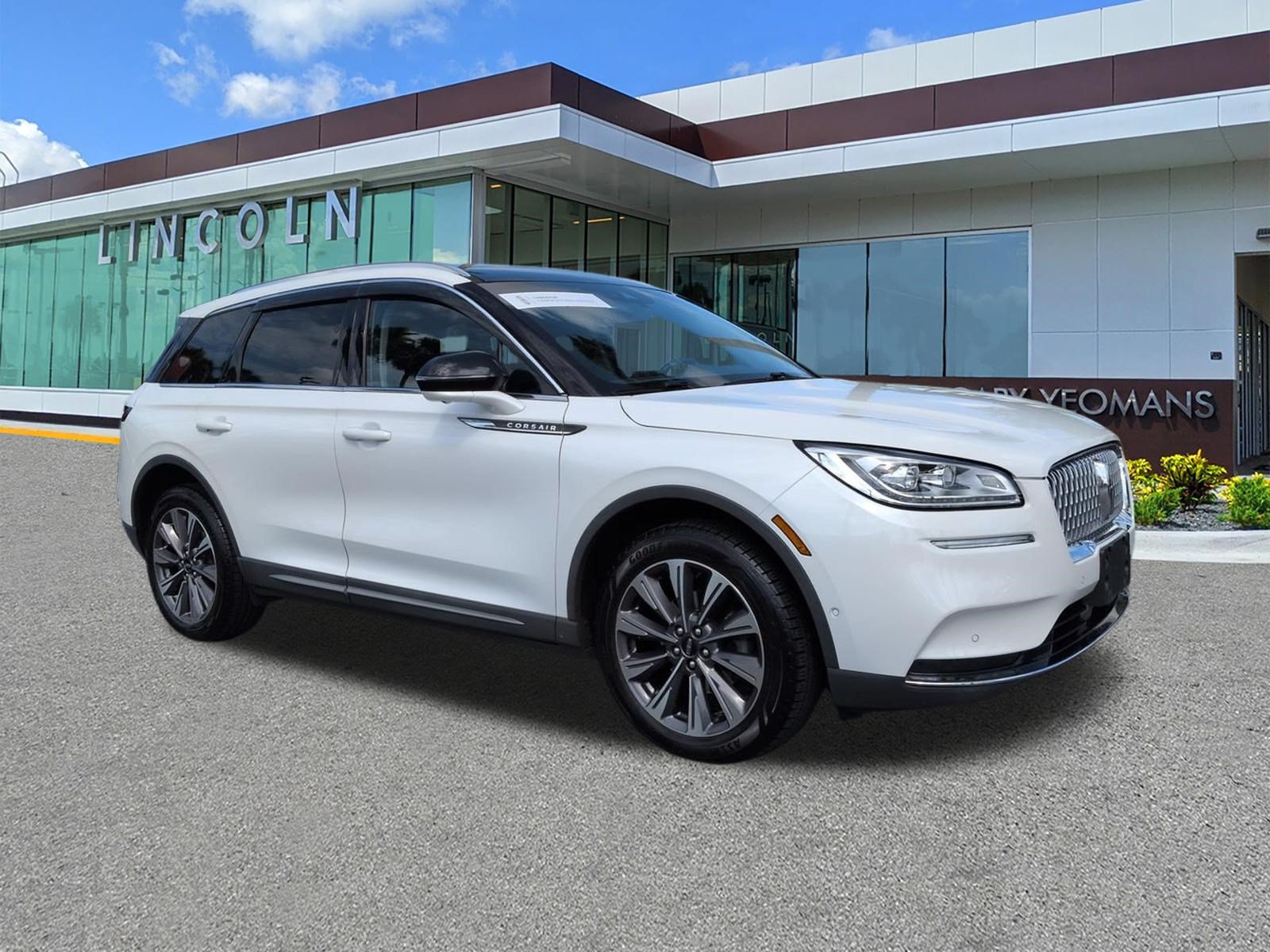 Certified 2020 Lincoln Corsair Reserve w/ Equipment Group 202A AWD/4WD image 2