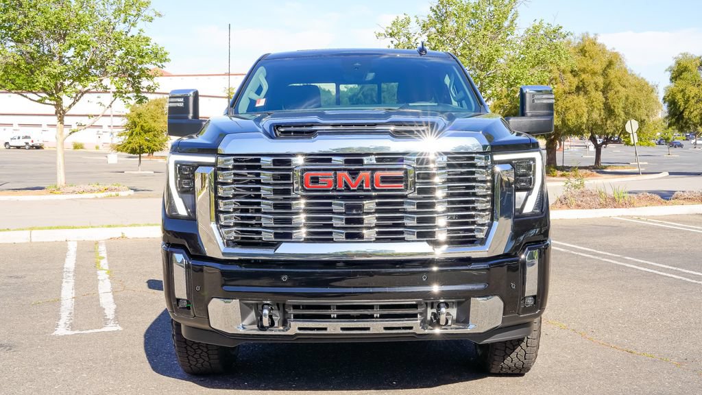 New 2026 GMC Sierra 2500 Denali w/ Denali Reserve Package AWD/4WD image 4
