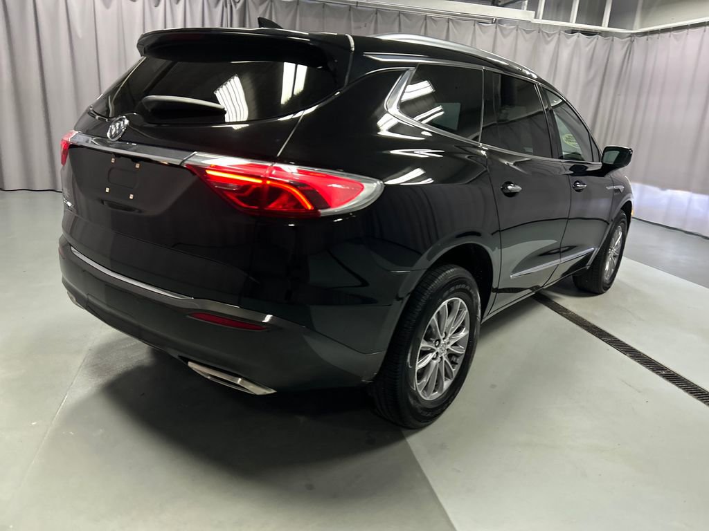 Used 2024 Buick Enclave Essence w/ LPO, Cargo Package image 7