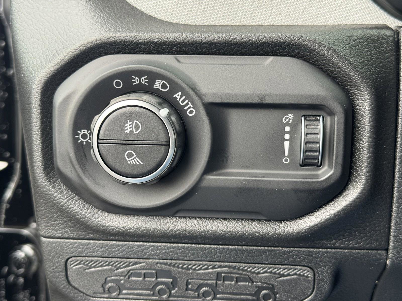 New 2026 Jeep Gladiator Sport image 19