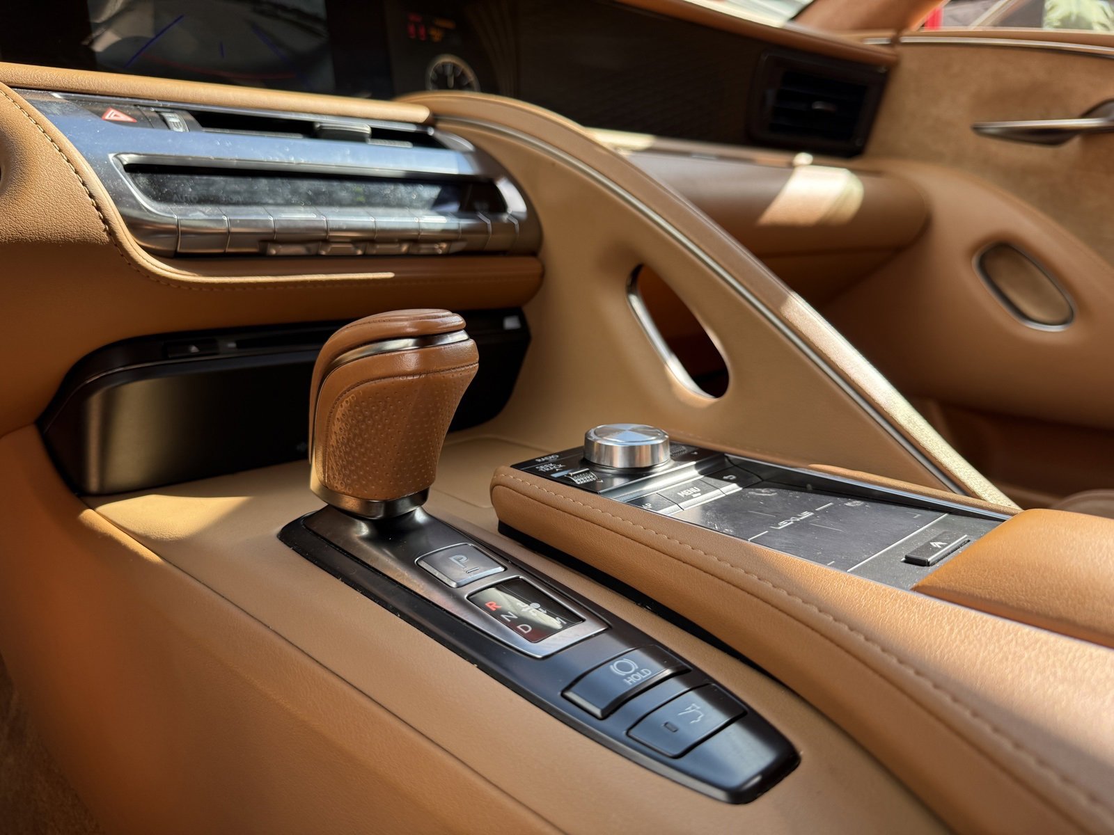 Used 2018 Lexus LC 500 Coupe image 24