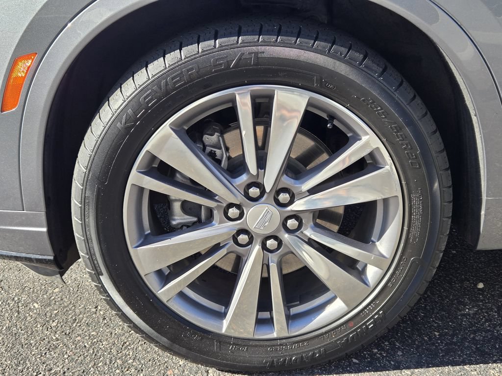 Certified 2022 Cadillac XT6 Premium Luxury AWD/4WD image 6