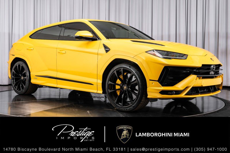 Used 2023 Lamborghini Urus S image 1