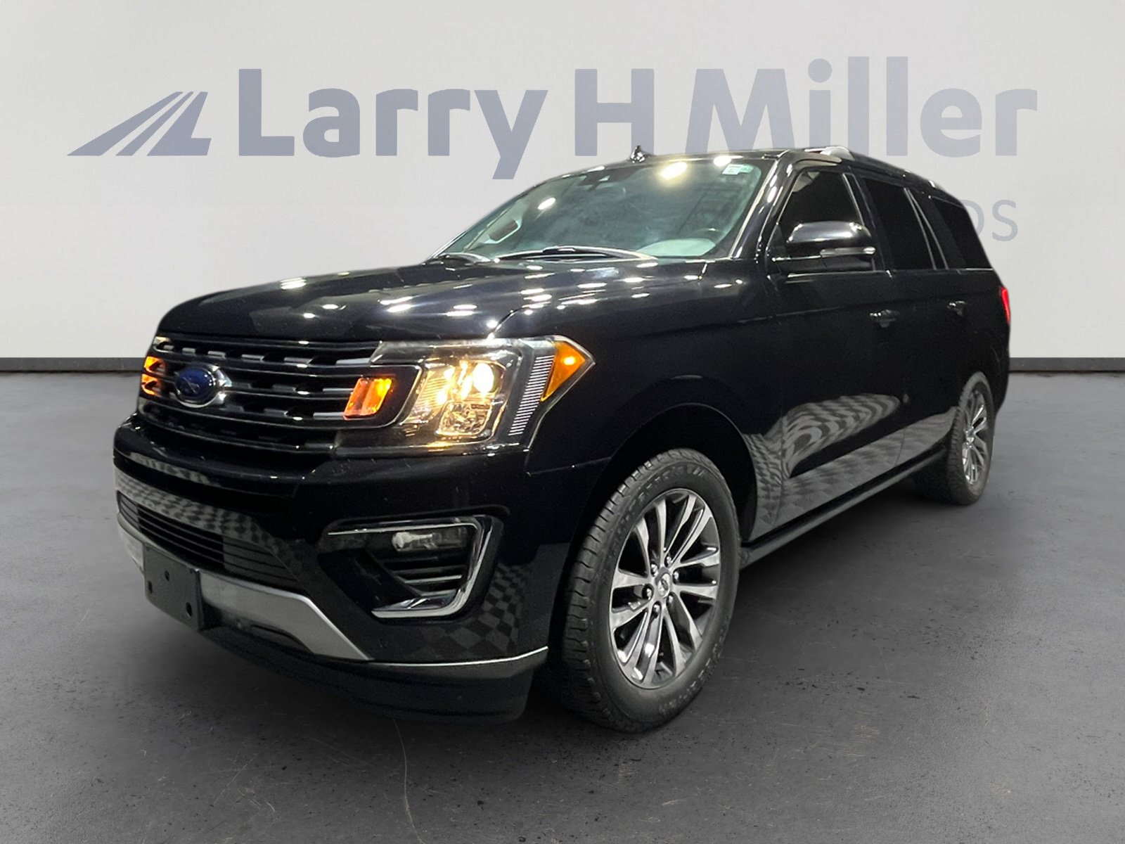 Used 2018 Ford Expedition Limited w/ Equipment Group 301A