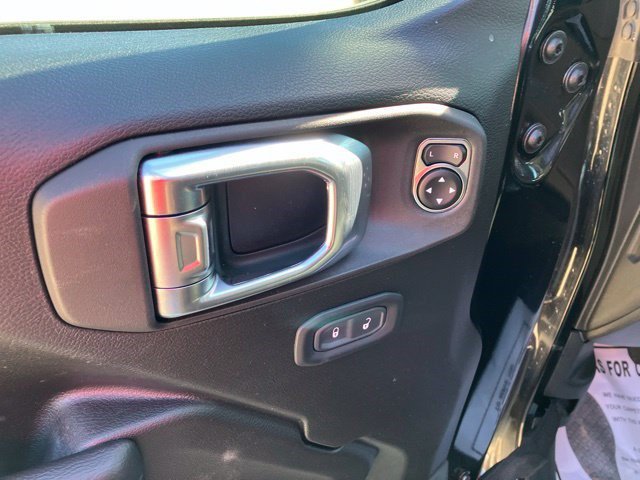 Used 2023 Jeep Wrangler Unlimited Sport AWD/4WD image 10
