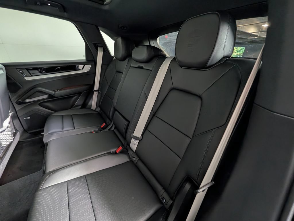 New 2026 Porsche Cayenne AWD/4WD image 24