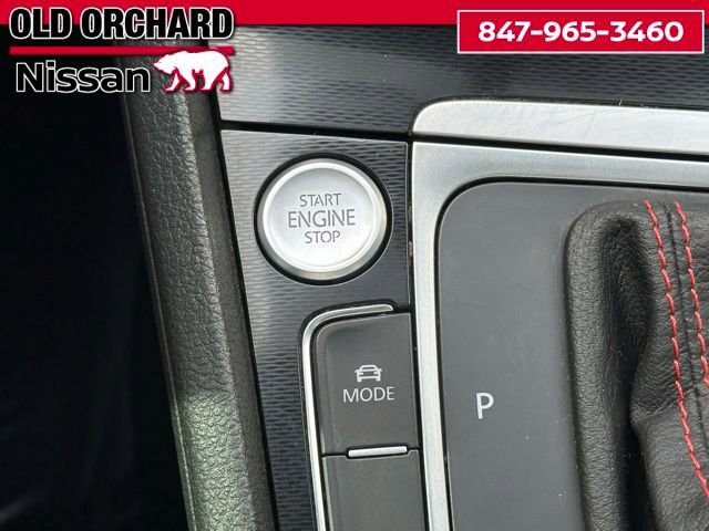 Used 2015 Volkswagen GTI SE FWD image 21