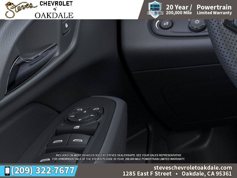 New 2026 Chevrolet Trax RS w/ Sunroof Package FWD image 22