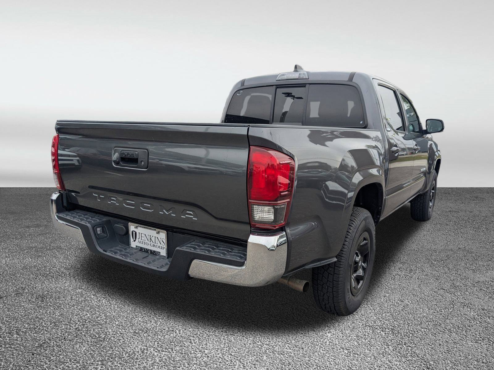 Used 2023 Toyota Tacoma image 6