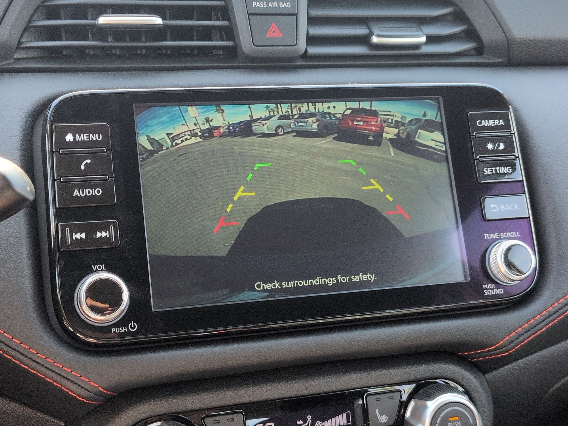 New 2025 Nissan Versa SR w/ Trunk Package image 17