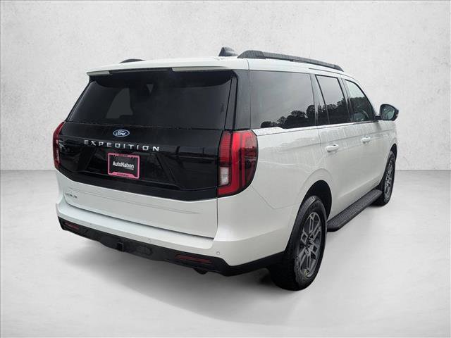 New 2026 Ford Expedition Active image 4