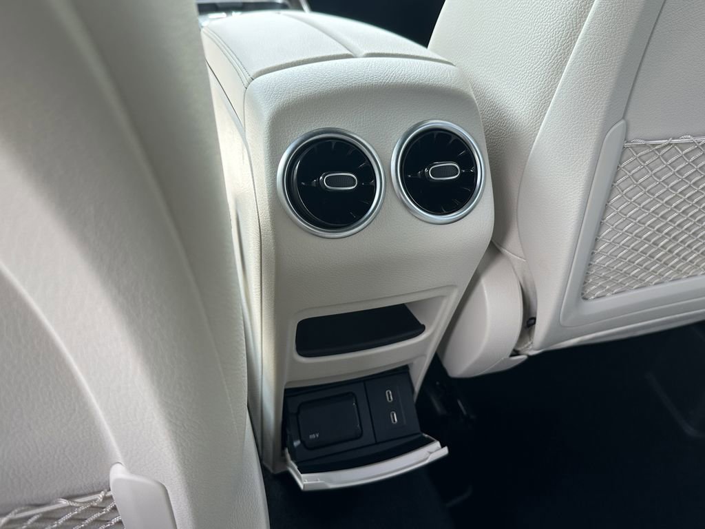 Certified 2025 Mercedes-Benz GLA 250 4MATIC image 26