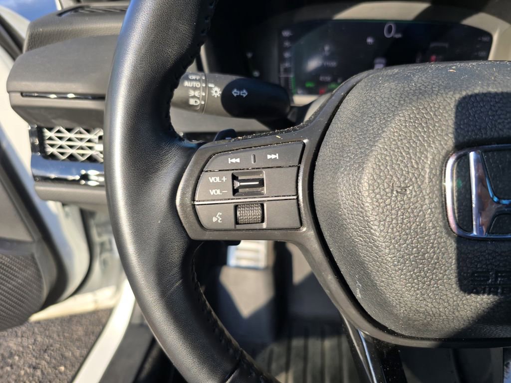 Used 2024 Honda Accord Sport image 25