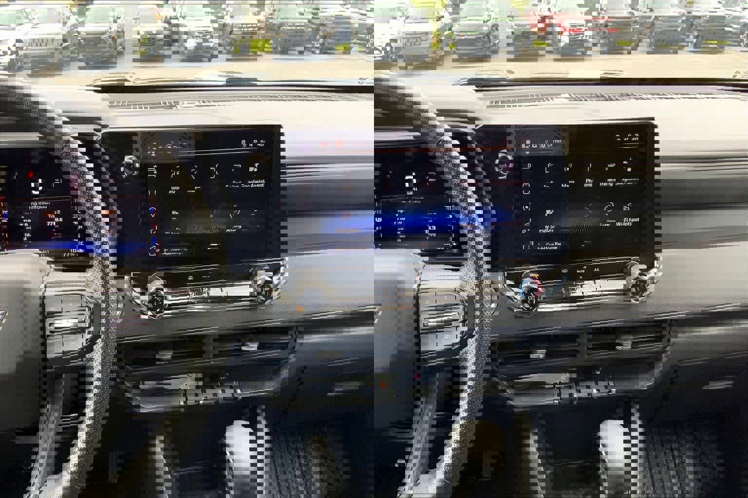 Used 2023 Chevrolet Colorado W/T image 7