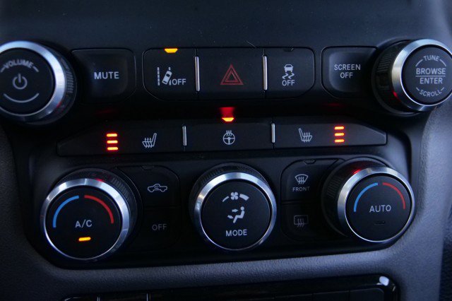 Used 2024 RAM 4500 SLT w/ Quick Order Package 2YG SLT image 16