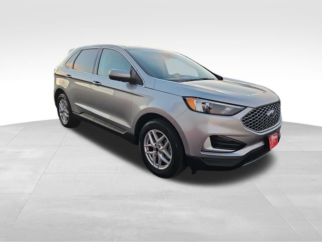 Used 2023 Ford Edge SEL image 9