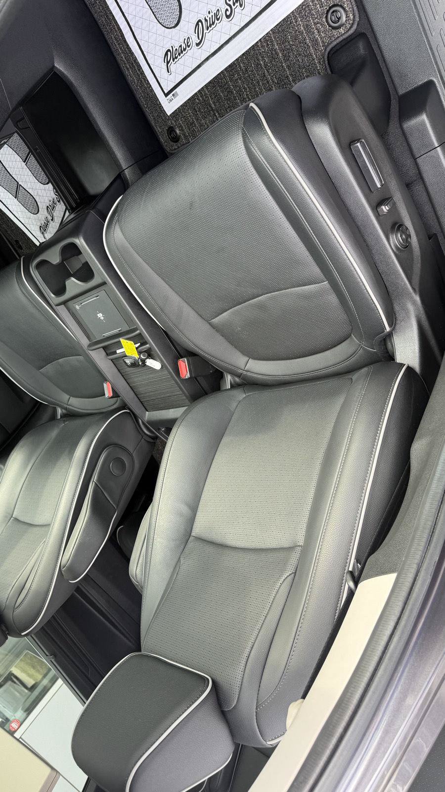 Used 2026 Honda Odyssey Elite image 19