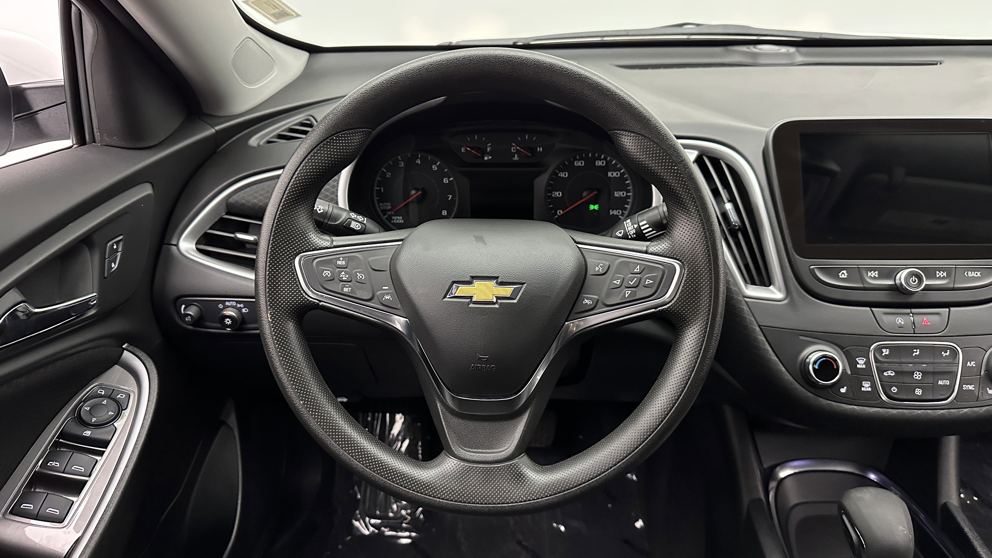 Used 2025 Chevrolet Malibu LT image 18