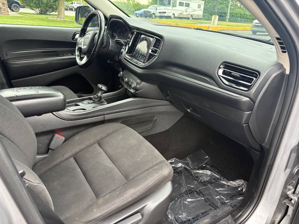 Used 2021 Dodge Durango SXT w/ 3rd Row Seating Group AWD/4WD image 19
