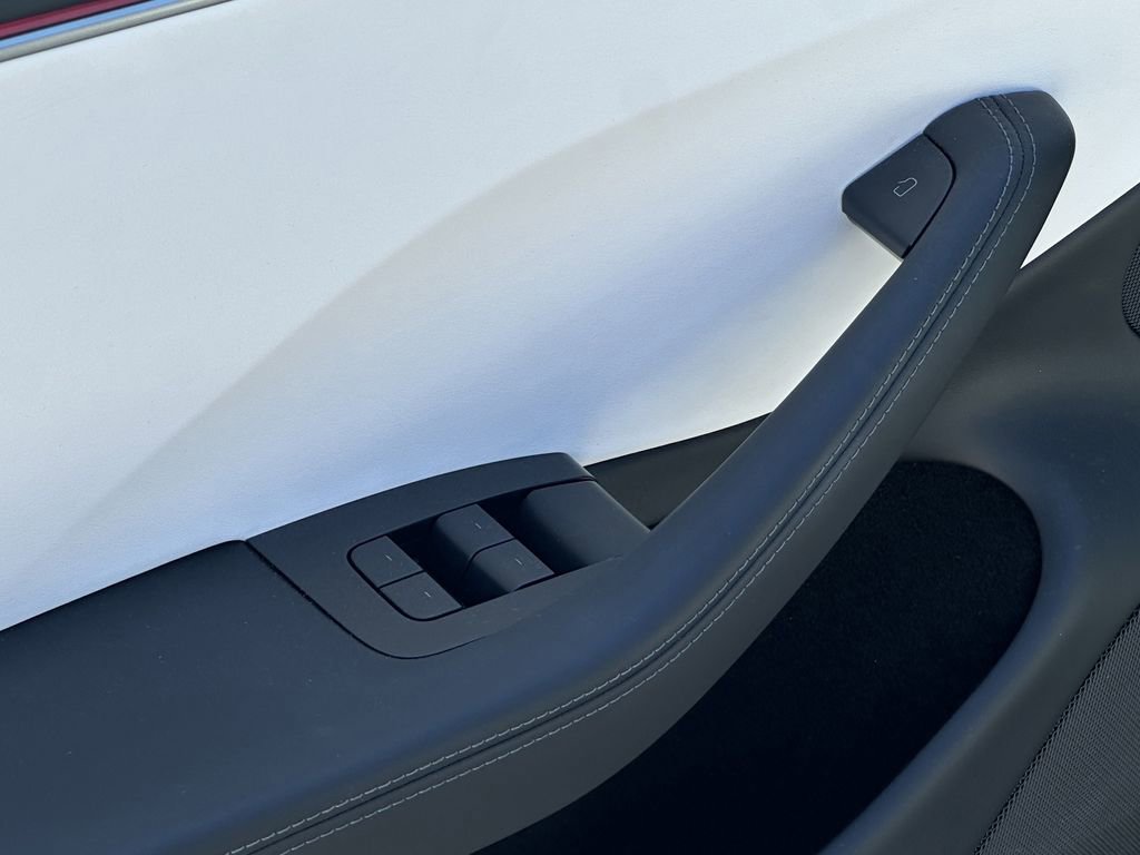 Used 2024 Tesla Model 3 Performance image 12