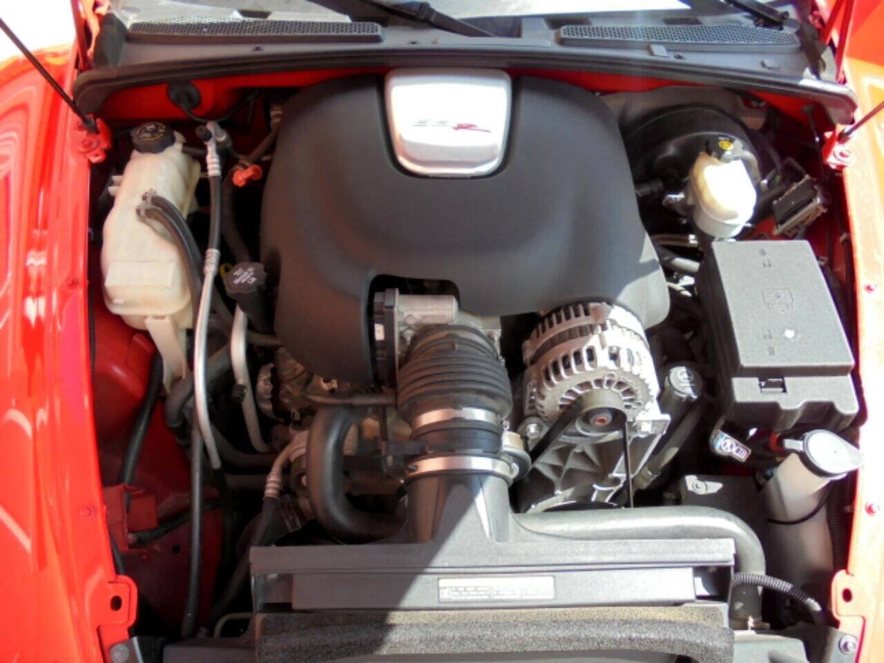 Used 2005 Chevrolet SSR w/ Preferred Equipment Group RWD image 34