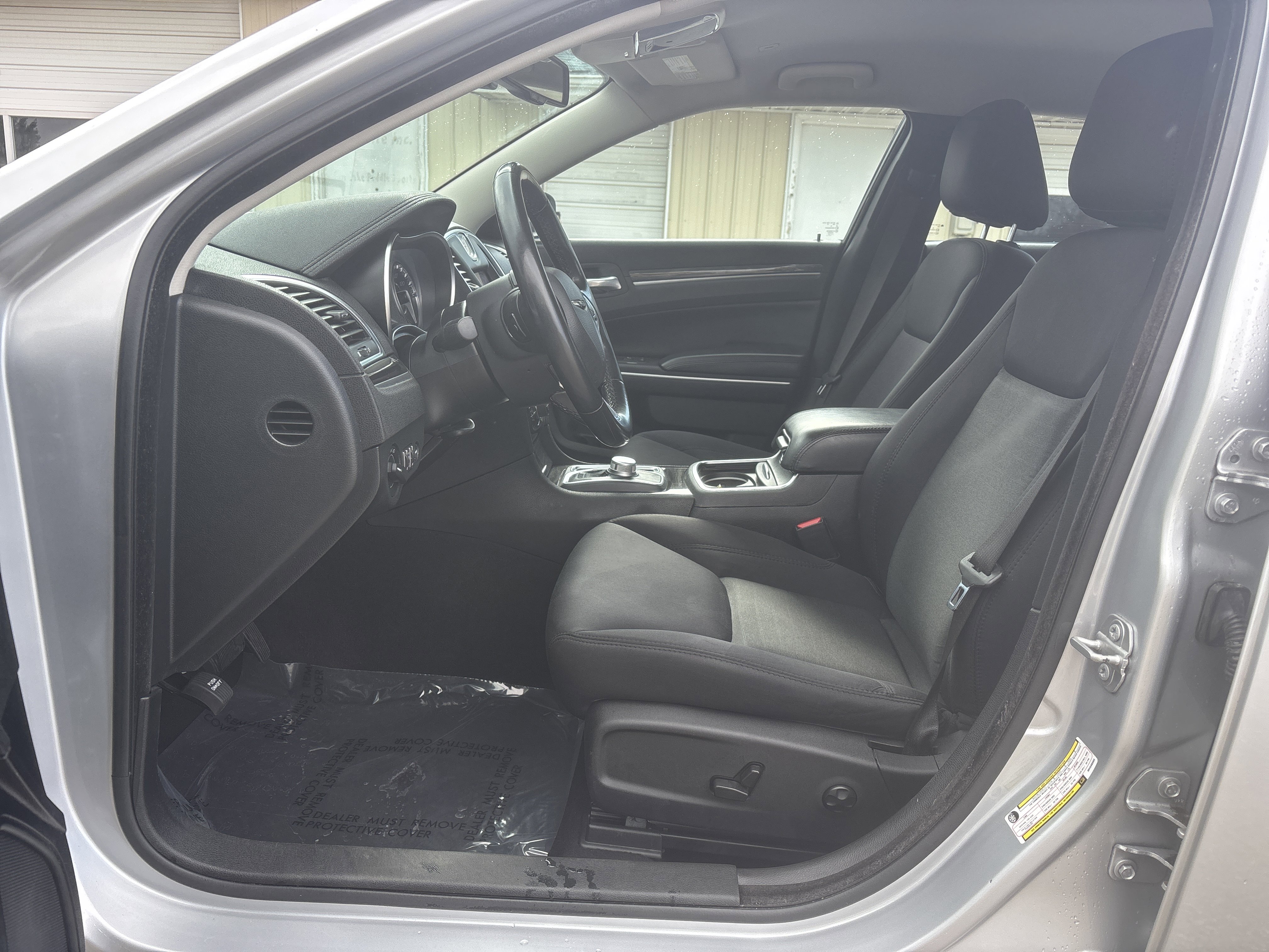Used 2021 Chrysler 300 Touring w/ Sport Appearance Package image 12
