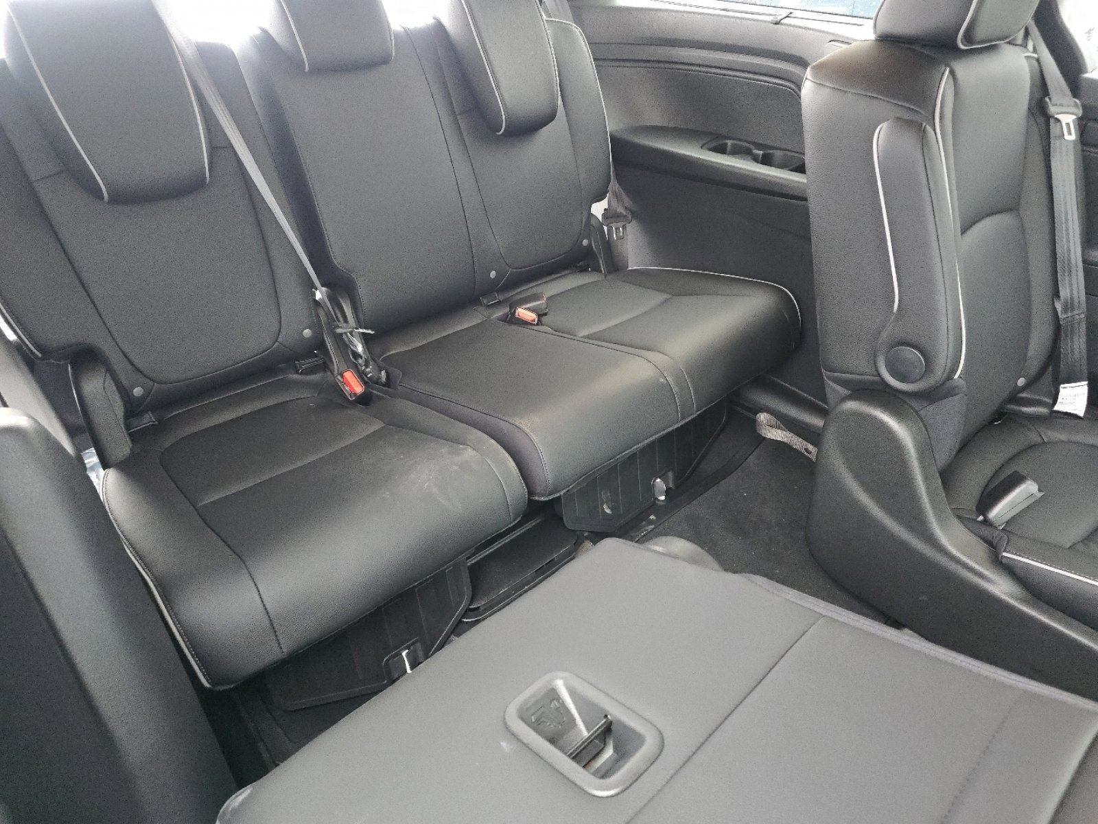 New 2026 Honda Odyssey Touring image 25