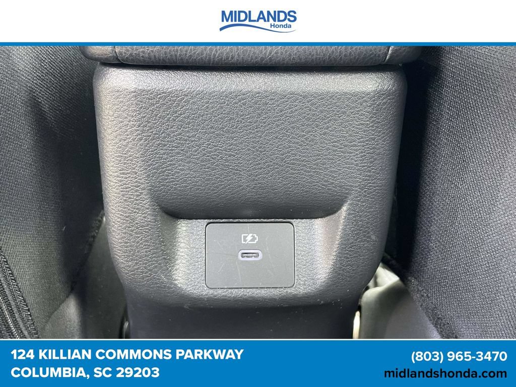 Used 2025 Nissan Versa SV FWD image 10