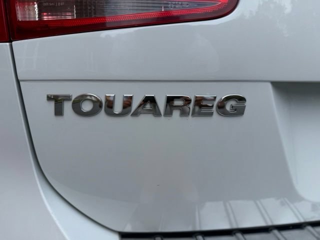 Used 2013 Volkswagen Touareg TDI AWD/4WD image 44