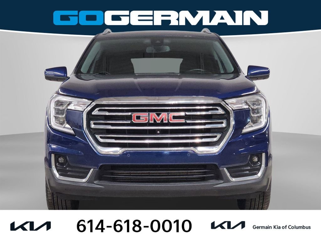Used 2022 GMC Terrain SLT w/ Tech Package image 2
