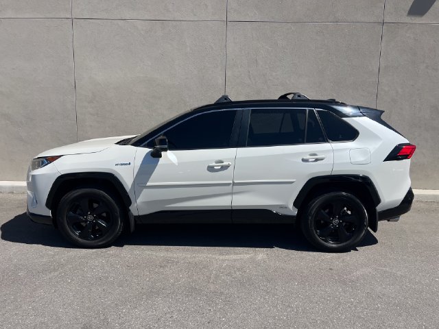 Used 2019 Toyota RAV4 XSE AWD/4WD image 4