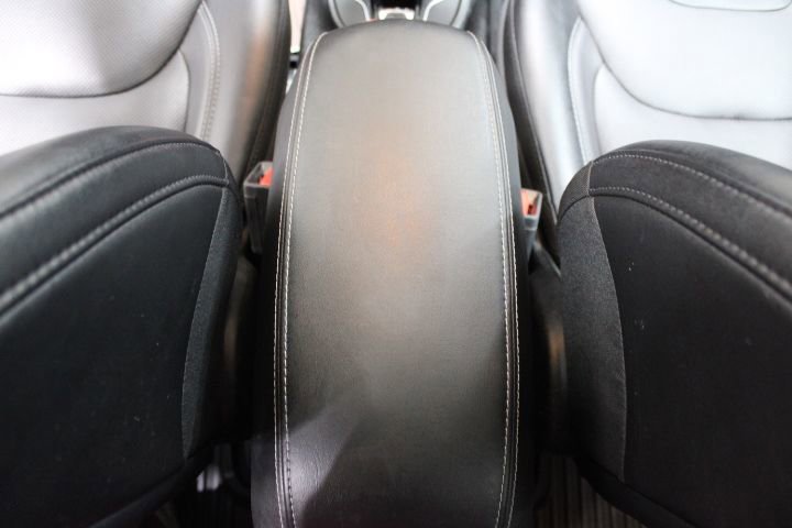 Used 2022 Jeep Cherokee Limited image 32