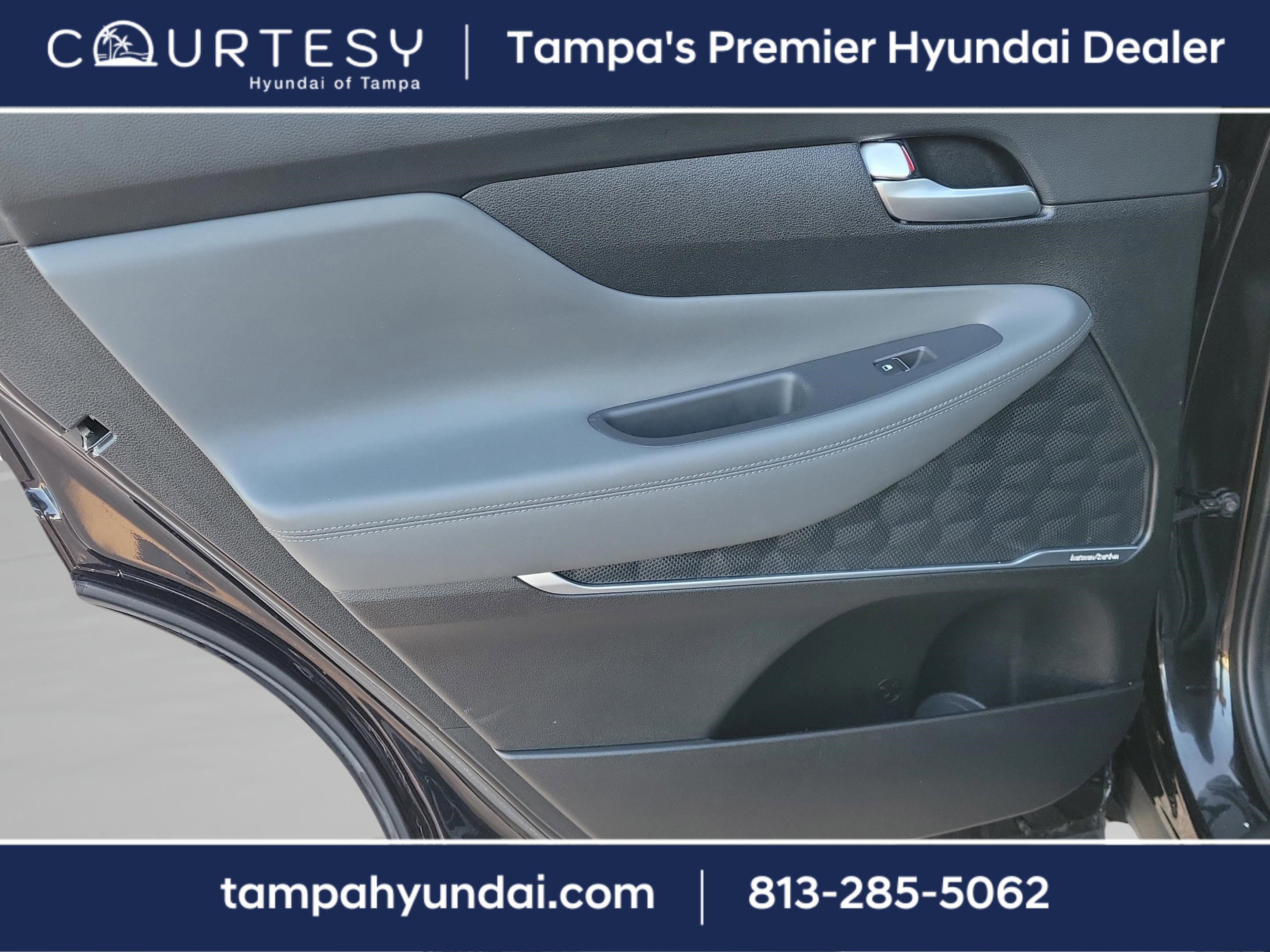 Certified 2023 Hyundai Santa Fe SEL w/ Premium Package image 11